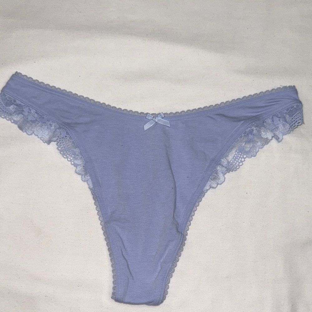Victoria's Secret Light Purple Lace High Leg Thong Panty BNWT